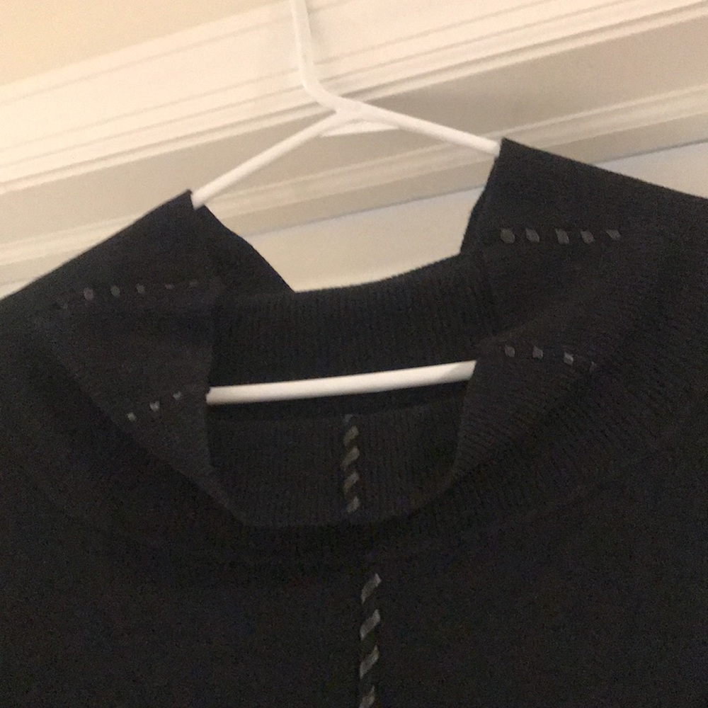 Sweater - Picture 2 of 7